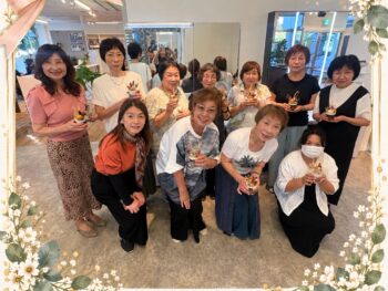 📚らいぶらりぃーすうぃーつ10月Report「秋のアロマワックスカップをつくる会」